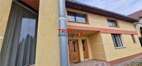 Casă 6 camere Alba Iulia - poza 1