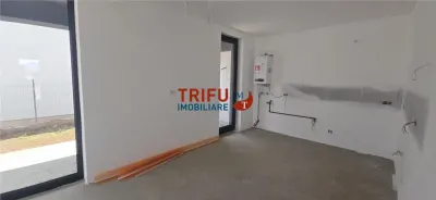 Casa Parter si Etaj zona Alba Micesti - foto 18
