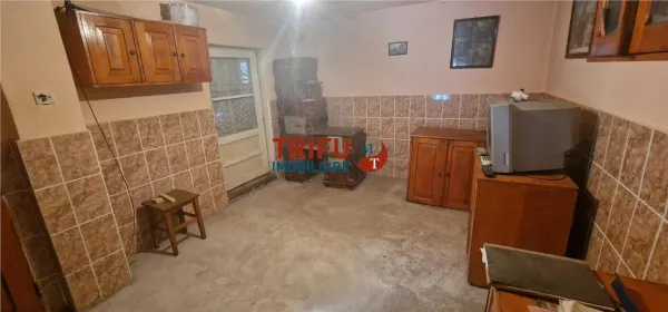 Casă 4 camere Totoi - poza 12
