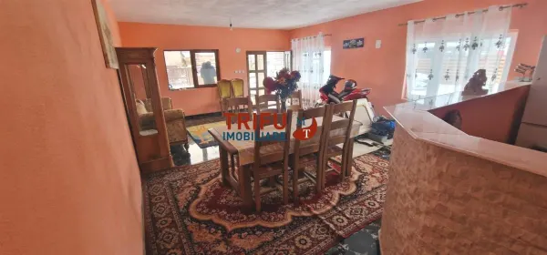 Casă 4 camere Șard - poza 2
