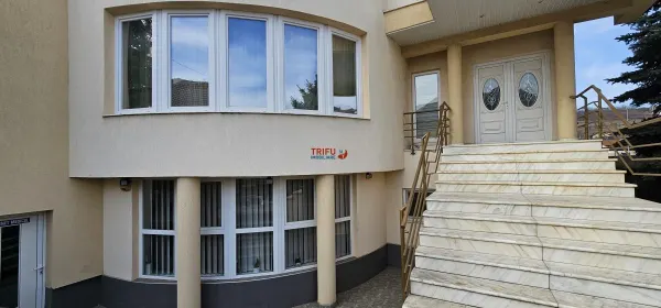 Casă 7 camere Alba Iulia - poza 1