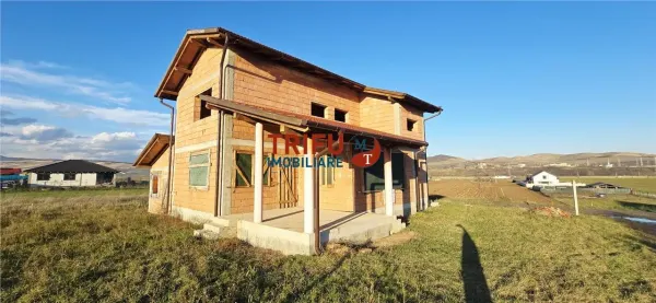 Casă 4 camere Alba Iulia - poza 2