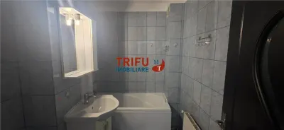 Apartament de vanzare cu 3 camere, 2 balcoane si 2 bai - foto 5
