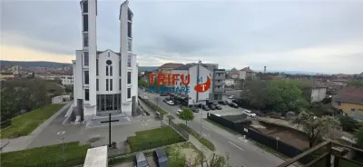 Apartament de vanzare cu 3 camere, 2 balcoane si 2 bai - foto 9