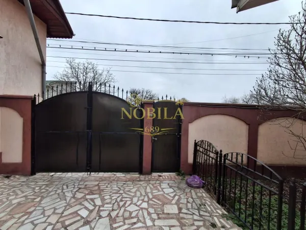 Casă 7 camere Onești - poza 5