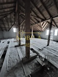 Vila P + 1 si  teren atat ptr.bussines cat si ptr locuit Onesti - foto 14