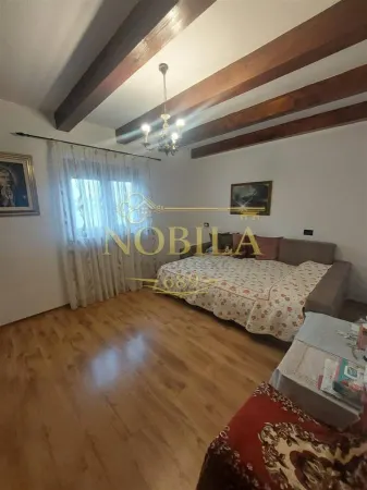 Casă 5 camere Sascut - poza 22