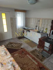 Casa de vanzare cu gradina aproape de Onesti - foto 18