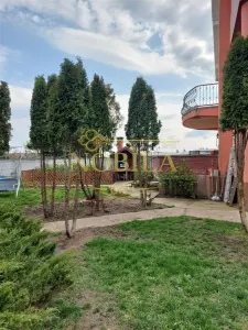 Vila cu teren de vanzare in Onesti - Onesti