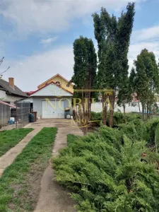 Vila cu teren de vanzare in Onesti - foto 3