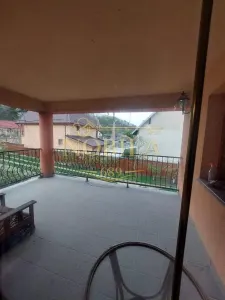 Vila cu teren de vanzare in Onesti - foto 21