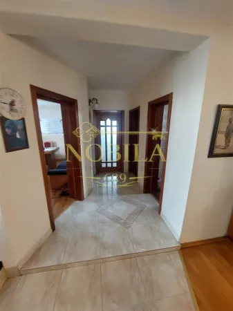 Casă 8 camere Onești - poza 10