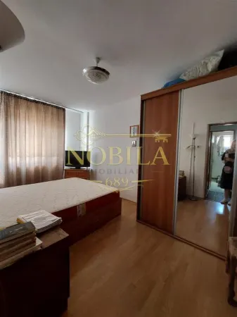 Apartament 3 camere Onești - poza 9