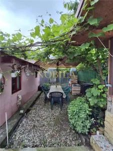 CASA SI TEREN DE VANZARE  IN TARGU OCNA - foto 13