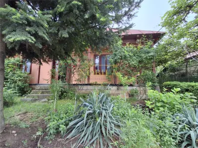 CASA SI TEREN DE VANZARE  IN TARGU OCNA - foto 4