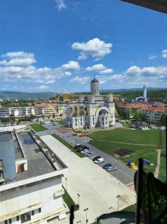 Apartament 3 camere Onești - poza 1
