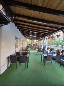 RESTAURANT + CASA P+E  LA PACHET  DE VANZARE ONESTI - Onesti