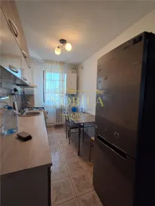 APARTAMENT CU 2 CAMERE DE VANZARE ETJ.4 IN ONESTI - foto 2