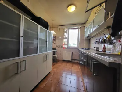 APARTAMENT 3 CAMERE CU VEDERE MIXTA SI LIBERA - foto 7