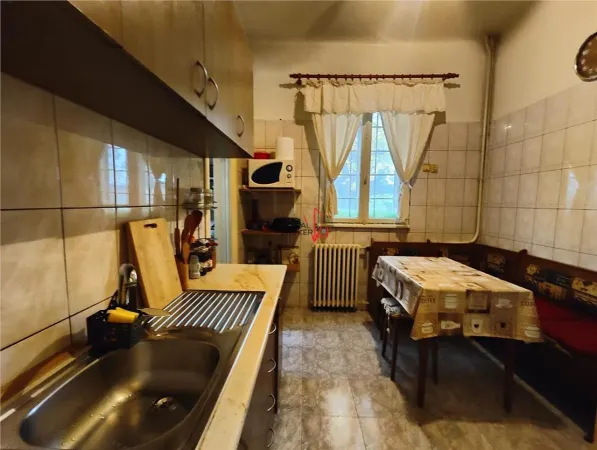 Casă 7 camere București - poza 15