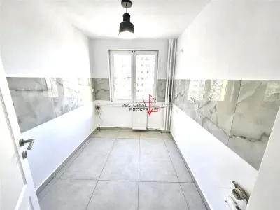 Apartament renovat, bloc  stradal McDonalds Colentina - foto 1