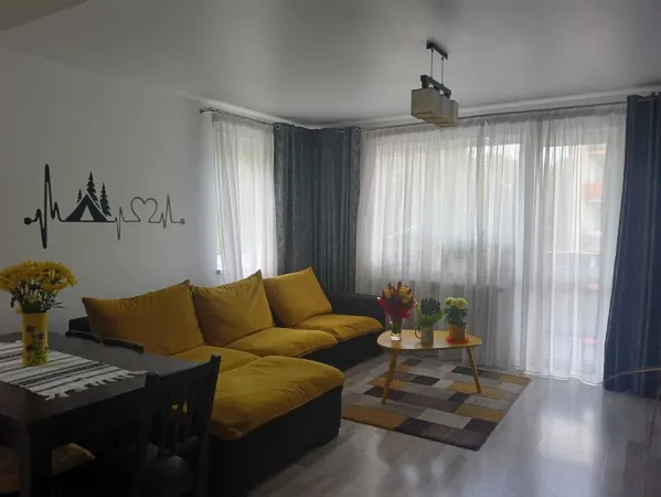 Apartament 3 camere Brașov - poza 1