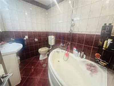Apartament de vanzare in Sibiu - 3 camere, cu balcon si pivnita, Valea Aurie - foto 9