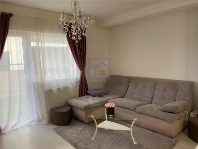 Apartament de vanzare in Sibiu - 3 camere, cu gradina si parcare privata, Selimbar - foto 1
