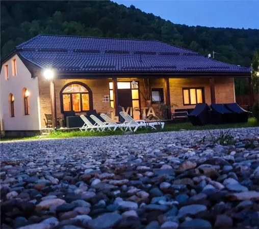 Casă 6 camere Râșnov - poza 1