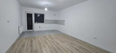 Apartament 2 camere, Zona Coresi, Tractorul - Brasov