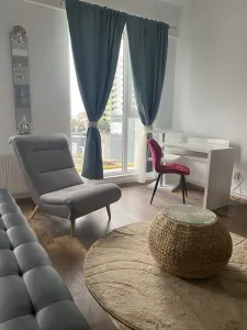 Garsoniera spatioasa etaj 1, in zona Roman, Astra, Brasov - foto 4