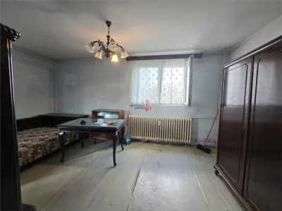 Garsoniera in bloc mixt- Metrou OBOR - foto 9