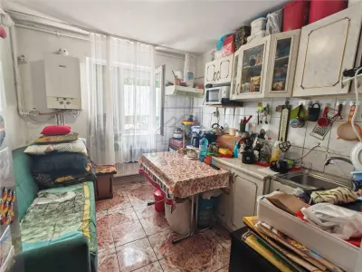 Garsoniera de vanzare in Sibiu - 28 mp, decomandata, zona Stefan cel Mare - Sibiu