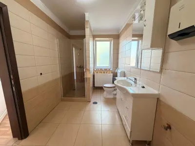 Spatiu comercial, 95 mp, Tractorul, Brasov - foto 16