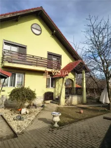 Casa individuala cu teren in Sacele, zona Cernatu - foto 1