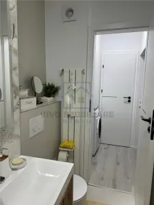 Apartament de vanzare in Sibiu - 3 camere, decomandat, cu balcon si pivnita,  Bd. Mihai Viteazu - foto 12