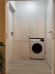 Apartament de vanzare in Sibiu - 3 camere, decomandat, cu balcon si pivnita,  Bd. Mihai Viteazu - foto 13