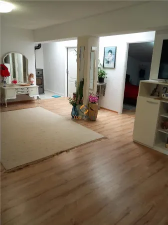 Casă 7 camere Varias - poza 9