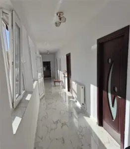 Casa individuala cu panouri solare si centrala pe gaz Parta - foto 2