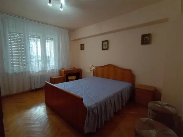 Apartament 3 camere Oradea - poza 3