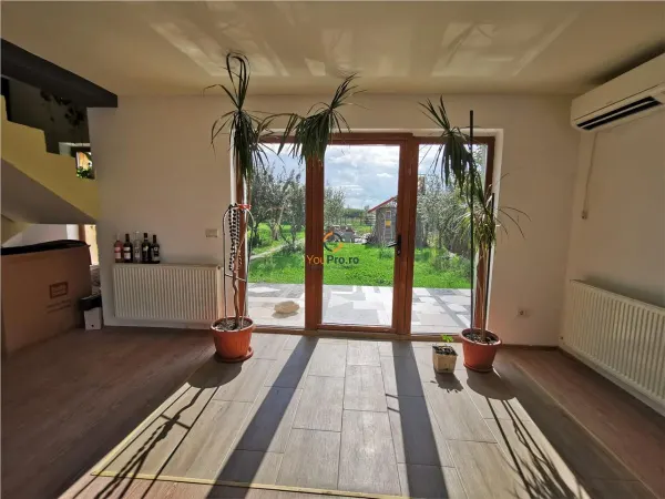 Casă 8 camere Moșnița Nouă - poza 20