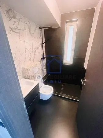 Casă 6 camere Sibiu - poza 4