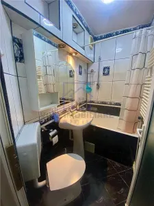 Apartament de vanzare in Sibiu - renovat si mobilat cu pivnita, zona Ariesului - foto 5