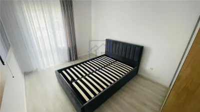 Apartament de vanzare in Sibiu - 3 camere, cu balcon, etaj intermediar - foto 12