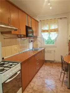 Apartament de inchiriat in Sibiu - 3 camere cu balcon, str. Rahovei, - Sibiu