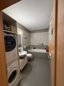 Apartament 2 camere tip sudio, Avantgarden Tractorul, Brasov - foto 4