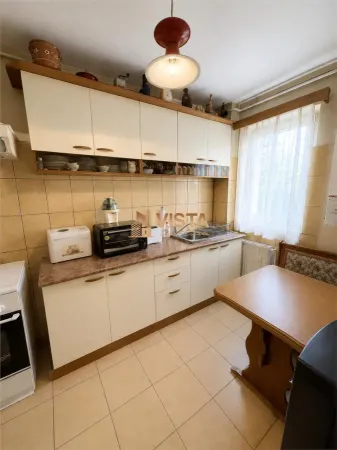 Apartament 3 camere Brașov - poza 1