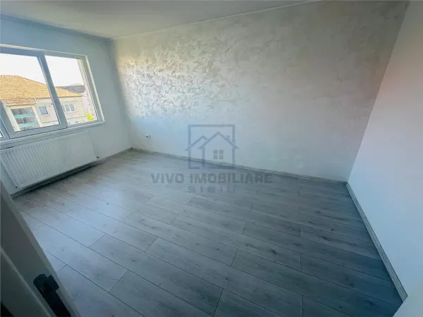 Apartament 4 camere Sibiu - poza 1
