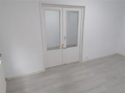 Renovat Etaj 1 Noul Mall - foto 18