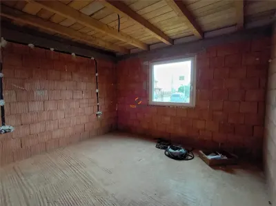 Casa de vanzare in Gepiu - foto 7